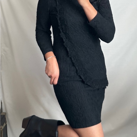 VINTAGE Classic Black Cocktail Dress Mini Sheath Dress-8 petite, fits like a 6 - Picture 6 of 15